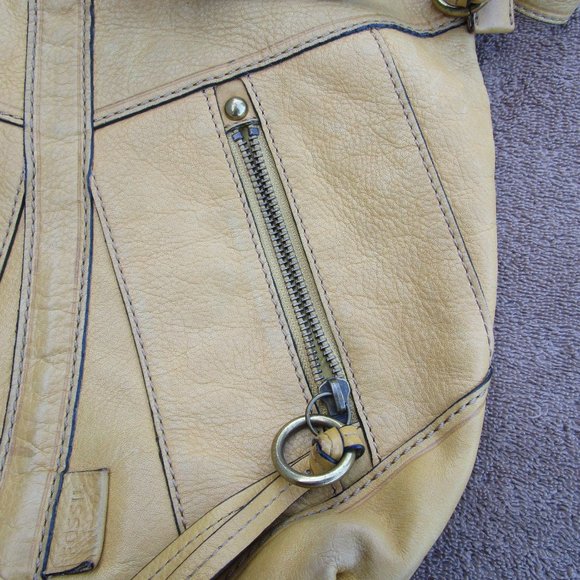 Fossil Tan Purse - Picture 10 of 16